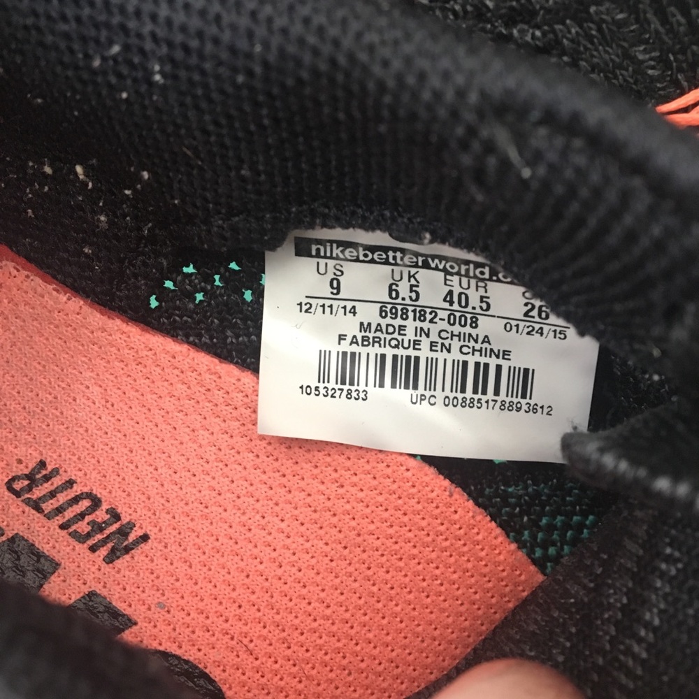 Nike Flyknits - Picture 4 of 5
